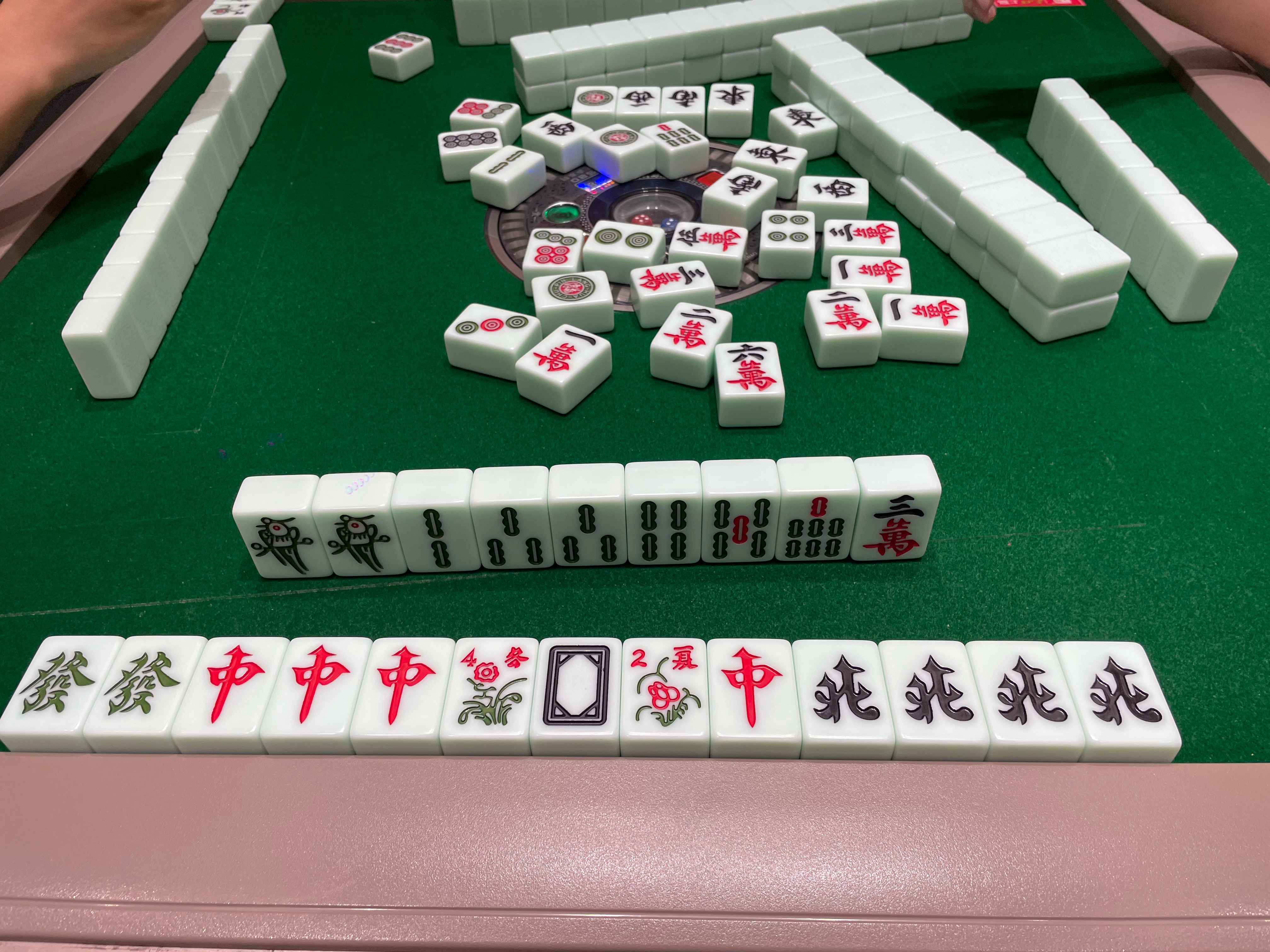 3分钟教你科普“哈灵麻将怎么样比较容易胡牌”(确实是有挂)-哔哩哔哩