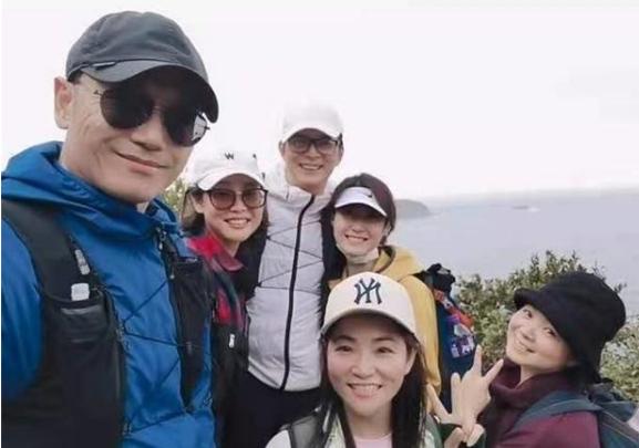 盘点十款！老友地方游戏亲友圈其实是有挂的(怎么打容易赢)
