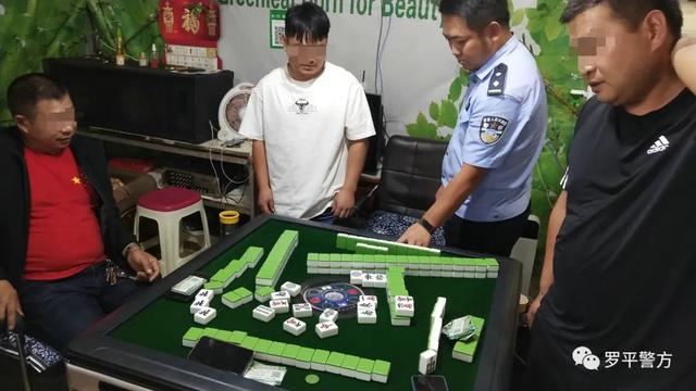 我来教教大家“自动麻将机安装什么软件可以赢—详细解说+新浪科技
