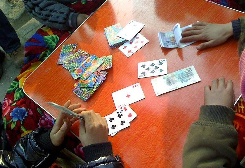 火爆全网!普通纸牌打金花作假产品_《爱问知识人 使用说明》