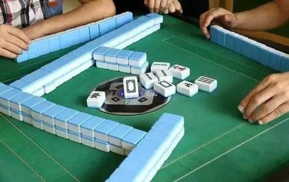 中至鹰潭麻将确实有挂的(揭秘小程序赢的诀窍)