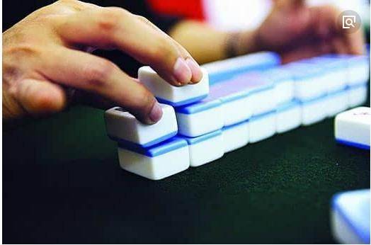 教程辅助“打牌最常用出老千方法视频《详细教程 新浪科技》