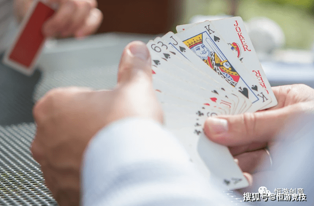 玩家必备教程实用普通扑克牌打三公记牌器多少钱—详细解说+新浪科技