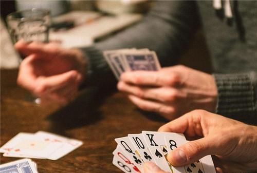 详细说明“教你几招炸金花来牌的顺口溜 《新浪科技 讲解窍门》