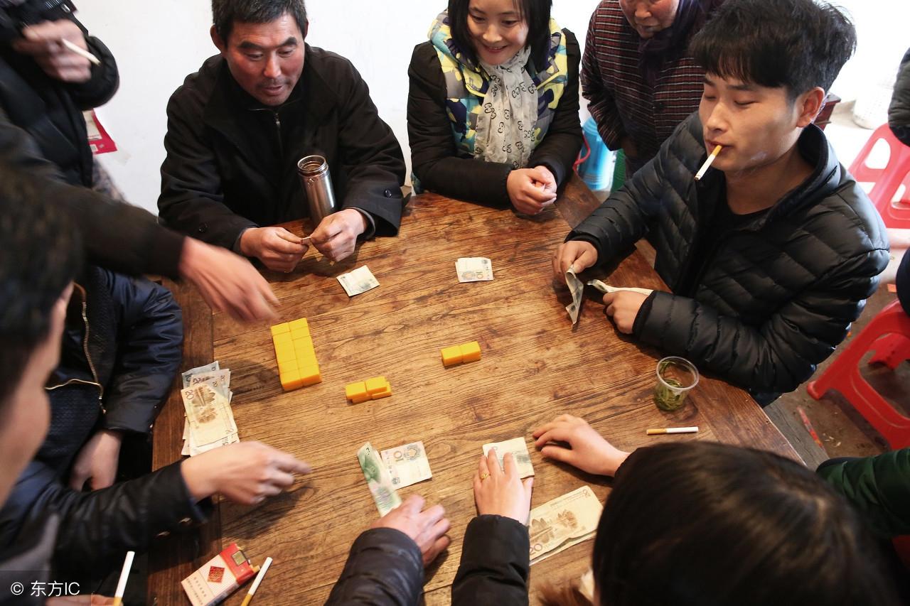 实测分享“普通扑克牌金花最简单作弊方法视频《新浪科技 讲解窍门》