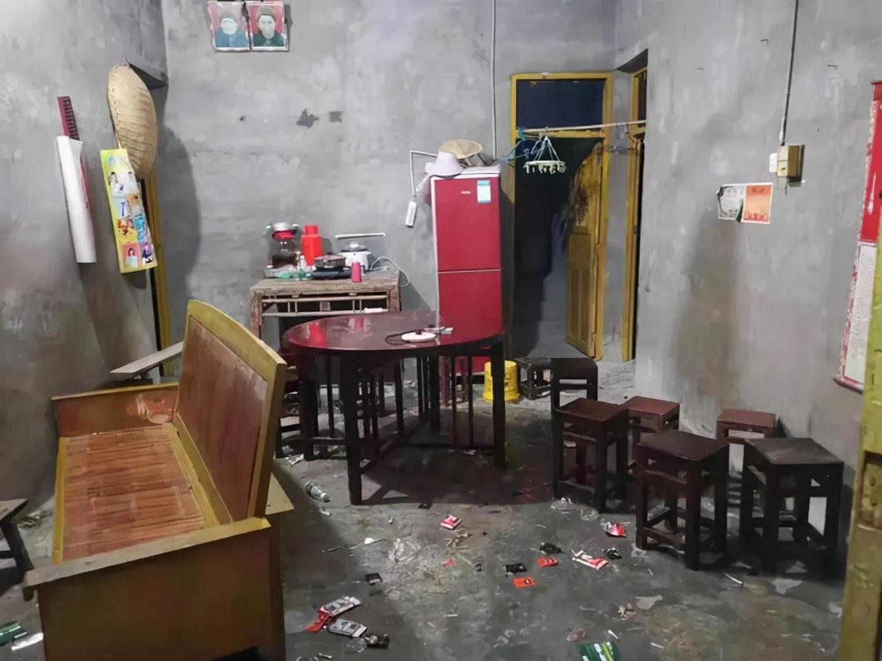 给大家爆料一下扑克牌玩二八杠如何把好牌发给自己方法_《爱问知识人 使用说明》
