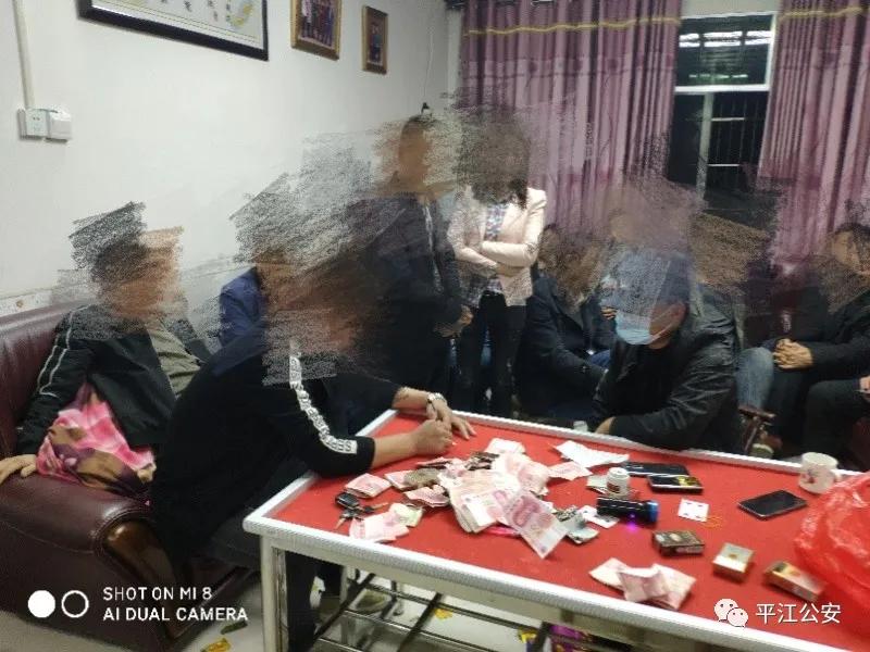 3分钟教你科普“普通扑克牌三公大吃小拿大牌五条技巧一《我来教教你怎么赢 》