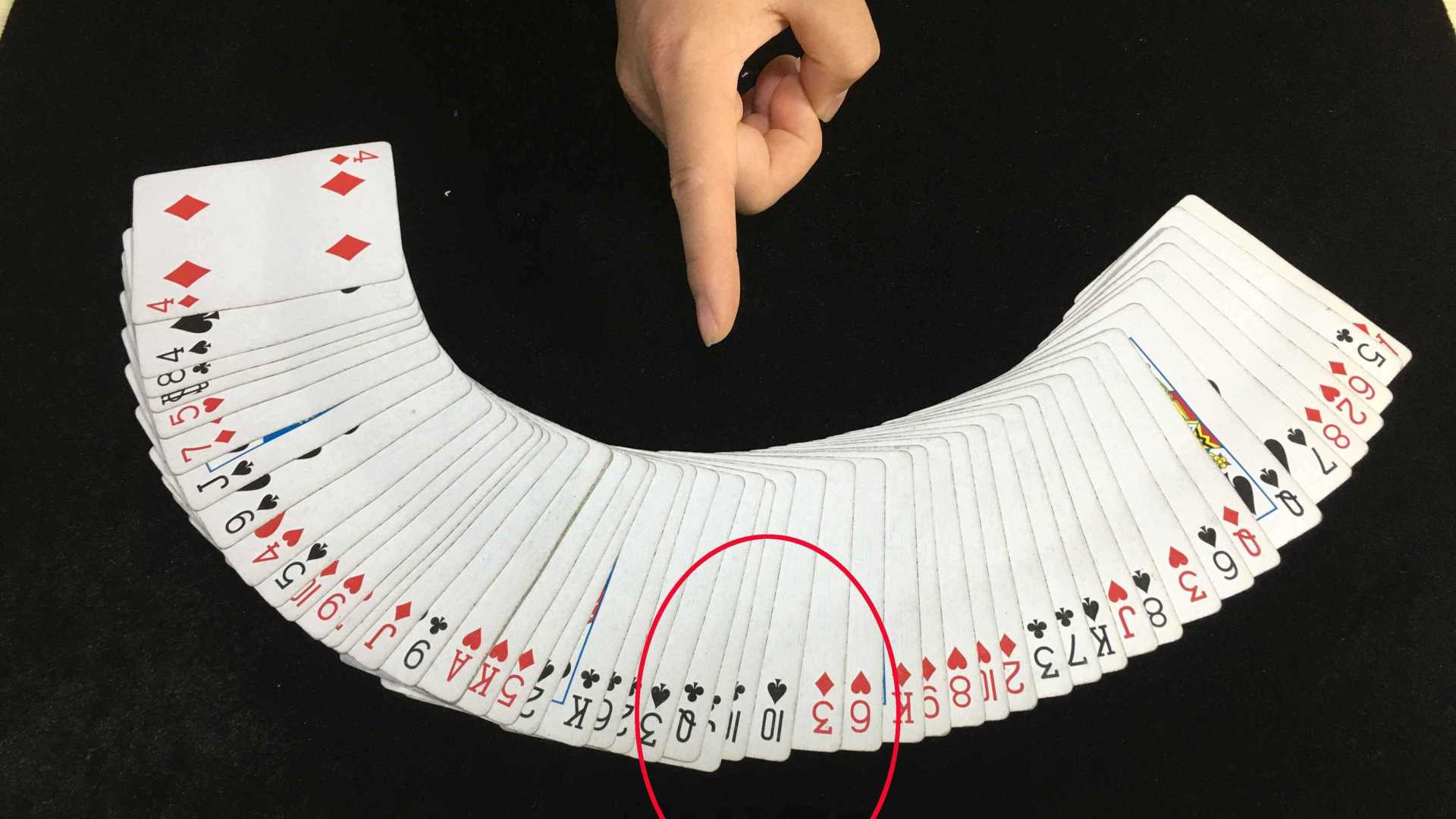 厉害了!扑克牌斗牛技巧怎么搞鬼方法《新浪科技 讲解窍门》