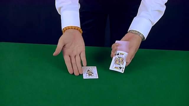 分享决窍“九点半最简单出老千技巧_《爱问知识人 使用说明》
