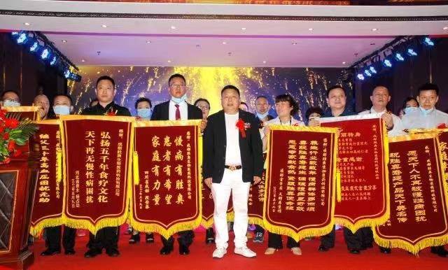 优选推荐“三公大吃小发大牌七招方法大揭秘《新浪科技 讲解窍门》