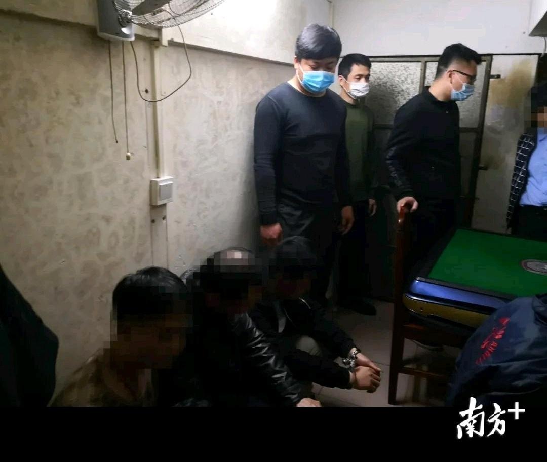 新教你‘‘普通扑克纸牌三公产品多少钱《详细教程 新浪科技》