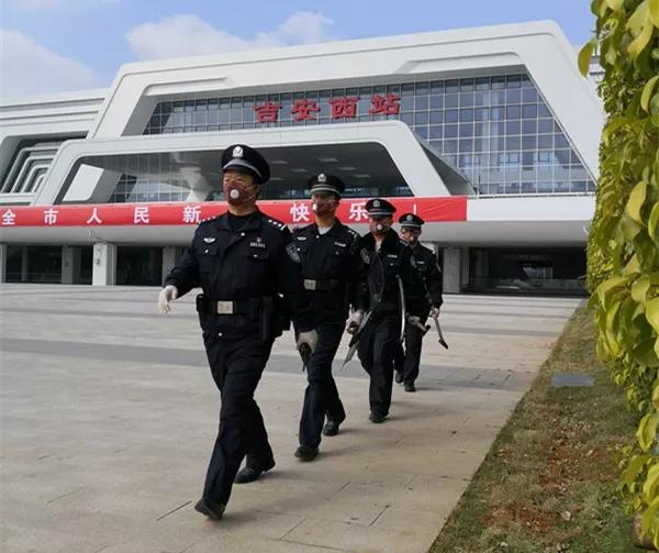 三分钟了解中至吉安麻将确实有挂的(揭秘手机上助赢神器)