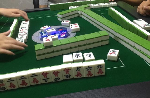 哈哈贵阳捉鸡麻将其实确实有挂(真的确实是有挂)