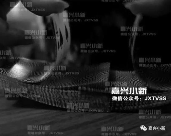 我来教教大家“十三水最常用出老千工具视频《详细教程 新浪科技》