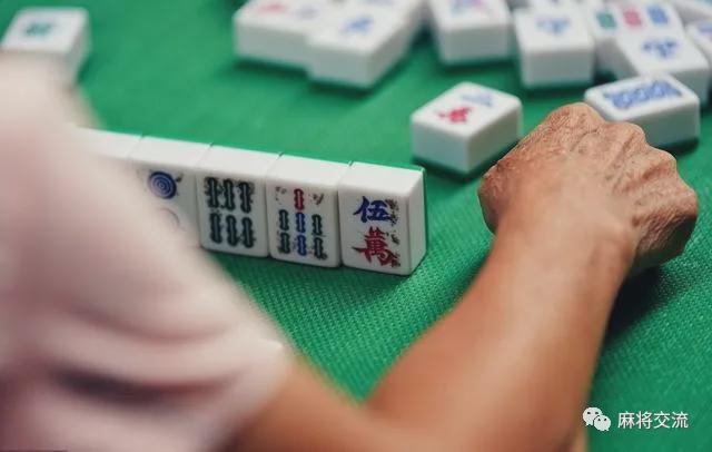 我来教教大家“打三公总是输想要赢记住这技巧一《我来教教你怎么赢 》