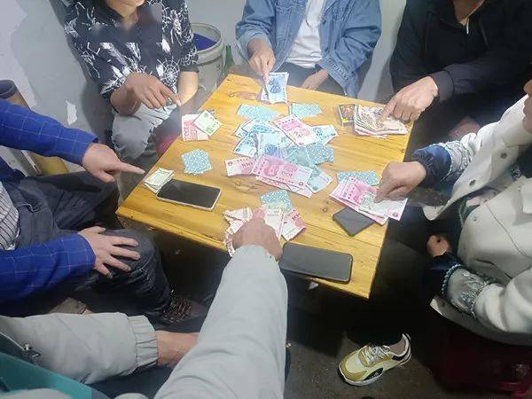 我来教教大家“炸金花听牌器多少钱一个《新浪科技 讲解窍门》