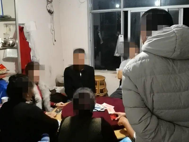 火爆全网!扑克牌打斗牛新产品透视内幕《详细教程 新浪科技》