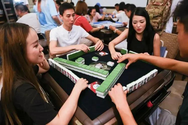 必备攻略中至麻将确实有挂的(揭秘微信里提高胜率)