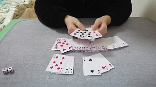新教你‘‘普通扑克牌打三公有哪些作弊最新设备《详细教程 新浪科技》