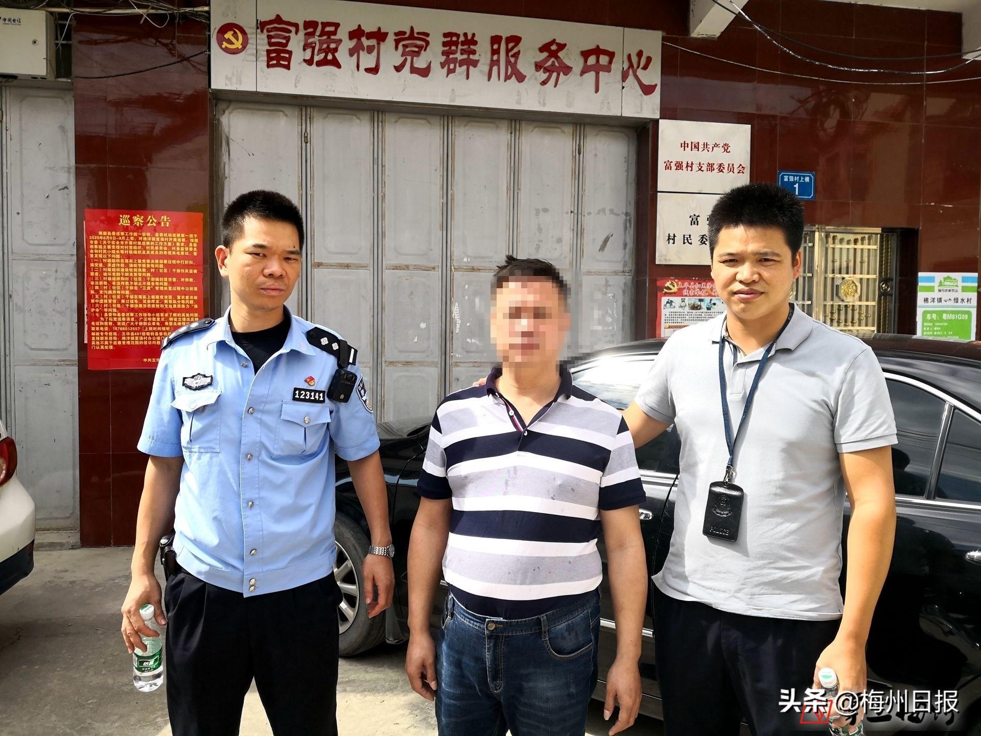 一分钟教你“科普三公扑克牌手机控制_《爱问知识人 使用说明》
