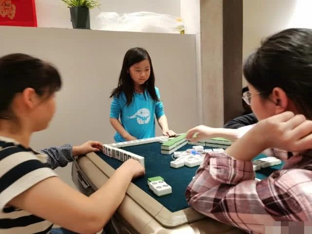 给大家爆料一下最实用打麻将必备技巧《详细教程 新浪科技》