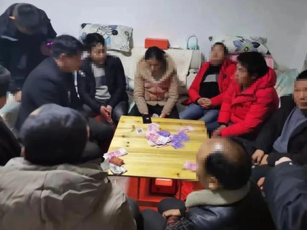 玩家必备攻略“科普新且适用普通扑克玩斗牛新实用设备—详细解说+新浪科技
