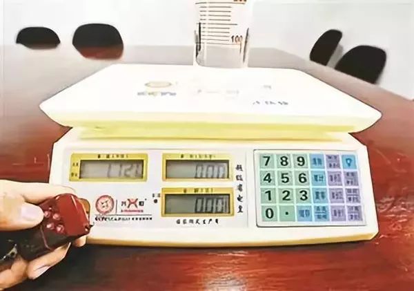 玩家必备攻略“普通四口自动麻将机作弊方法一《我来教教你怎么赢 》