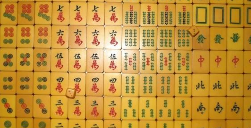 三分钟了解中至余干麻将卧龙其实是有挂的(其实确实有挂)